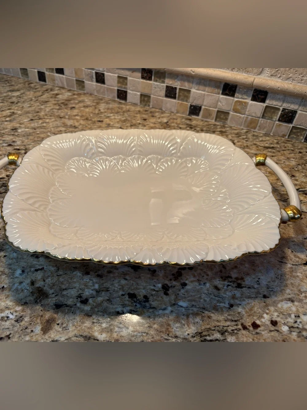 Lenox Trellis Collection Ivory Porcelain Handled Serving Platter 24K Gold Accent